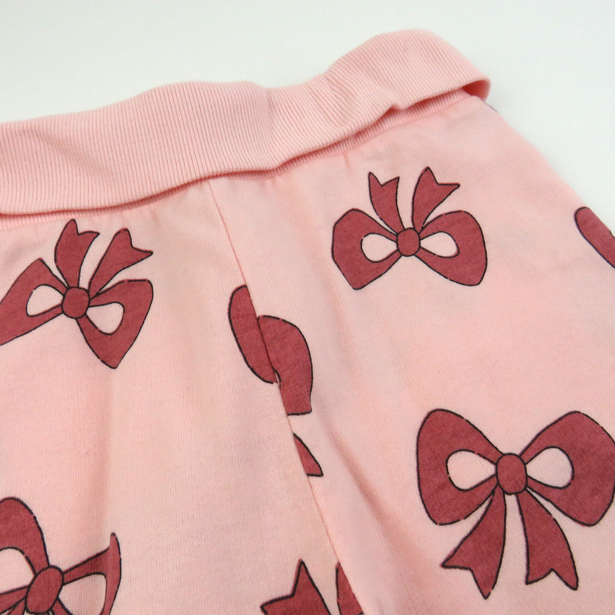 2-Piece Cozy Sweatsuit Set, Like a Bow